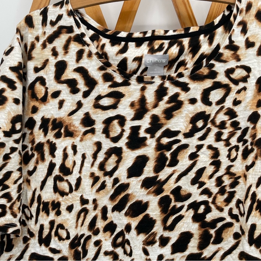 ⭐️Chico’s Leopard Print Short Sleeve Top - Picture 5 of 12